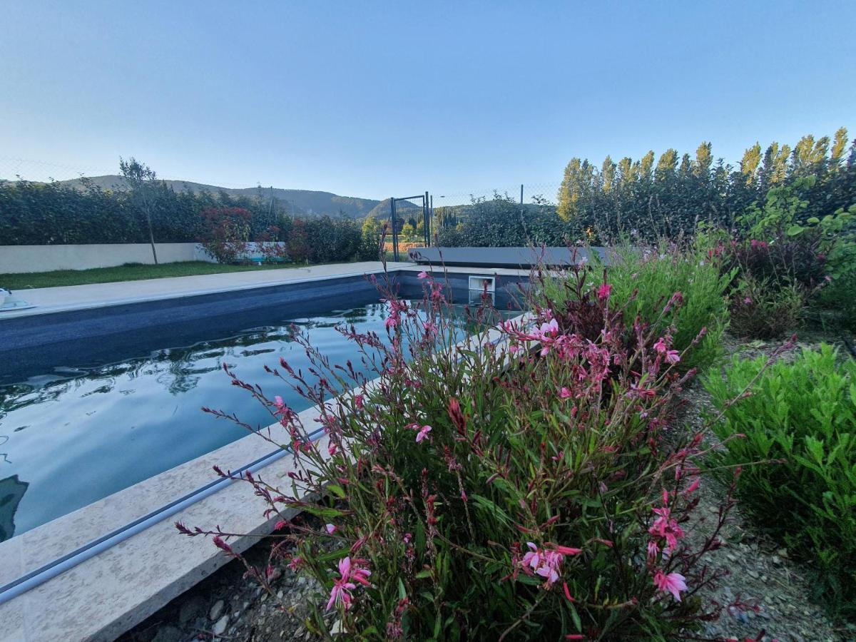 Onze Villa In Provence, Mont Ventoux, New Luxury Villa, Private Pool, Stunning Views, Outdoor Kitchen, Big Green Egg Malaucene Exterior photo