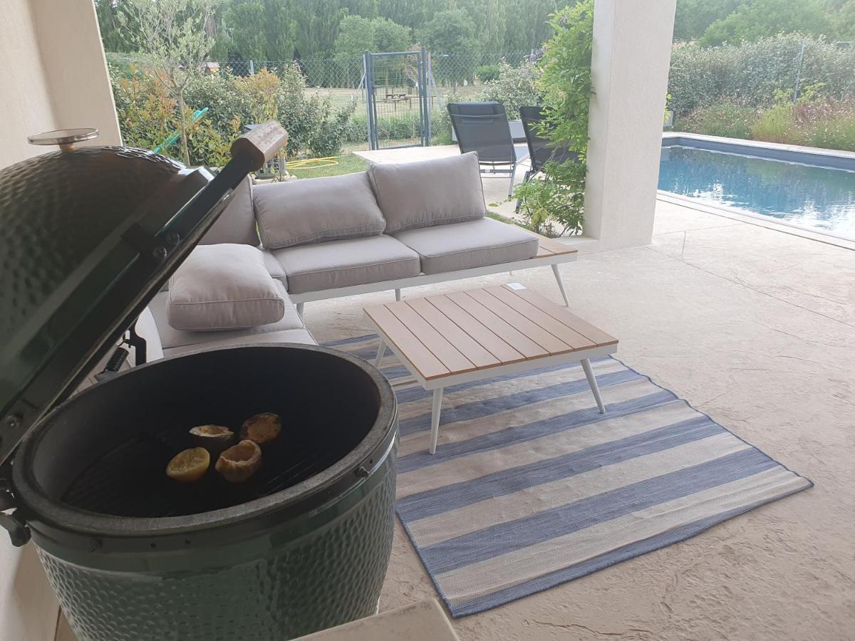 Onze Villa In Provence, Mont Ventoux, New Luxury Villa, Private Pool, Stunning Views, Outdoor Kitchen, Big Green Egg Malaucene Exterior photo